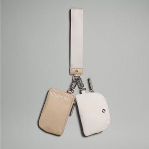 Lululemon Dual Pouch Wrislet